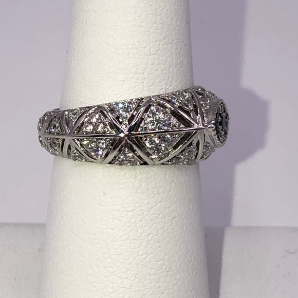 Sapphire Evil Eye Ring - Picture 4 of 11